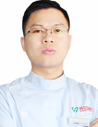 深圳拜爾口腔陳亞軍
