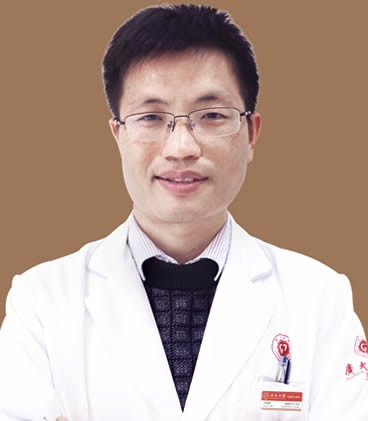 廣州廣大口腔何錦泉