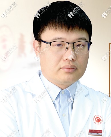 廣州廣大口腔荔灣院區(qū)院長(zhǎng)王忠磊